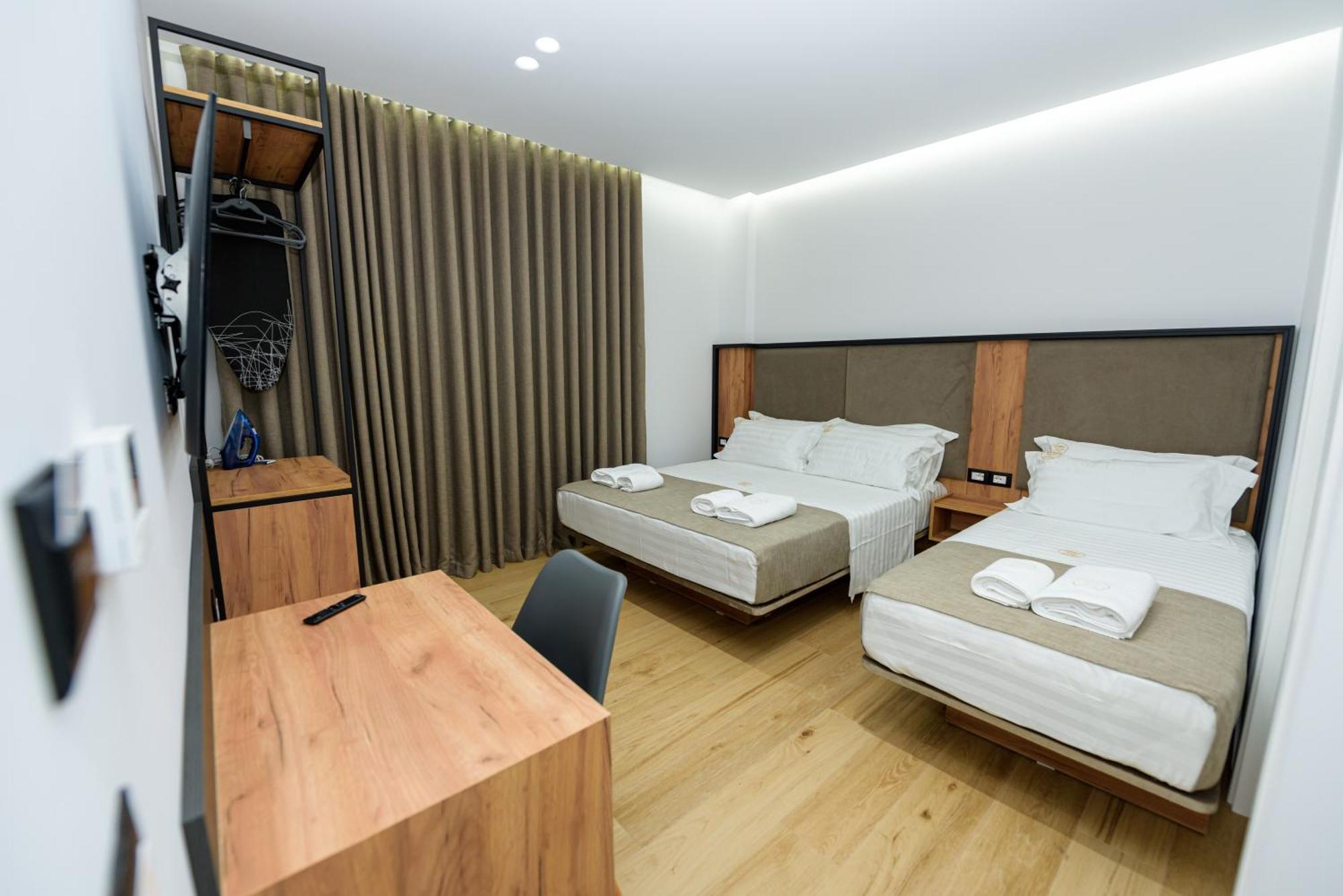 Kevin'S Aparthotel Vlorë Eksteriør bilde